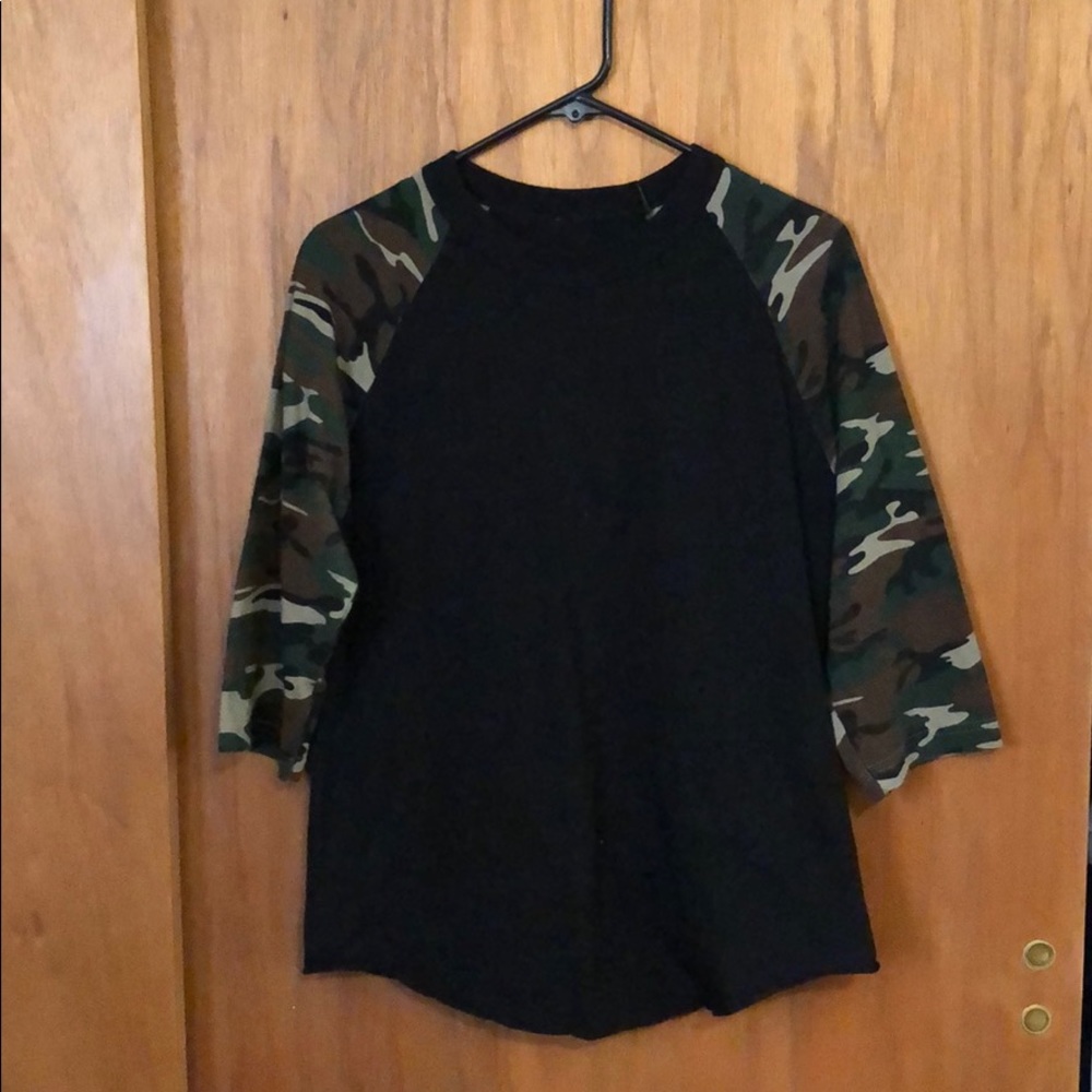 3/4 Sleeve Black and Camo Baseball shirt